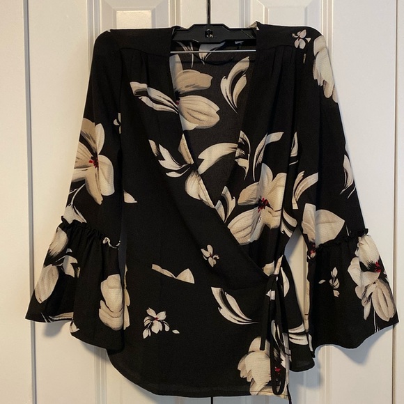 Only Blouse - Picture 1 of 4